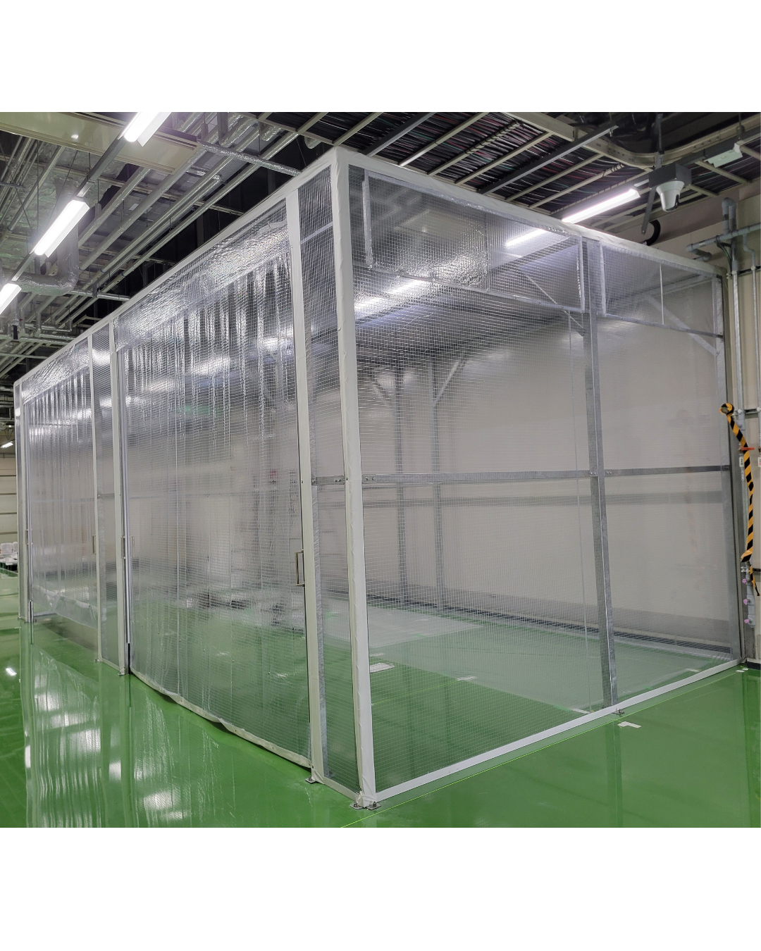 ビニールテント間仕切ブース製作、施工